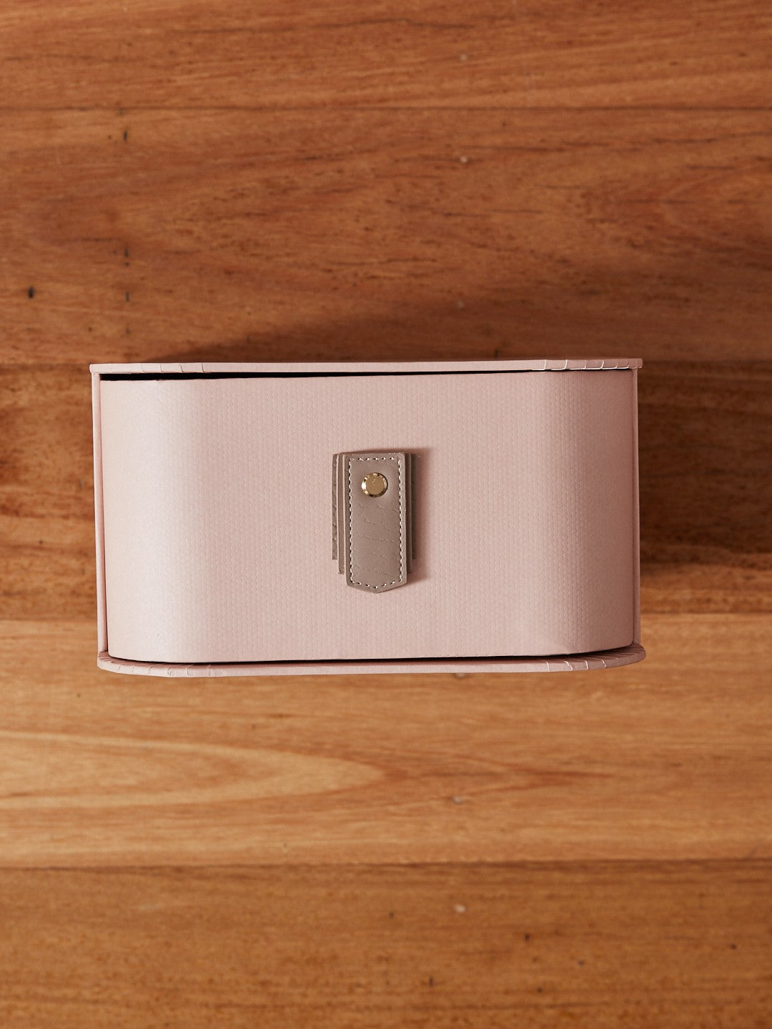 Rose box stand with white frame and blush handles from SAGITINE, featuring 8 storage boxes.