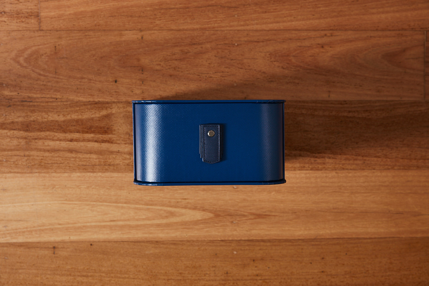 Deep blue Florence 8 box stand with black base and navy handles by SAGITINE