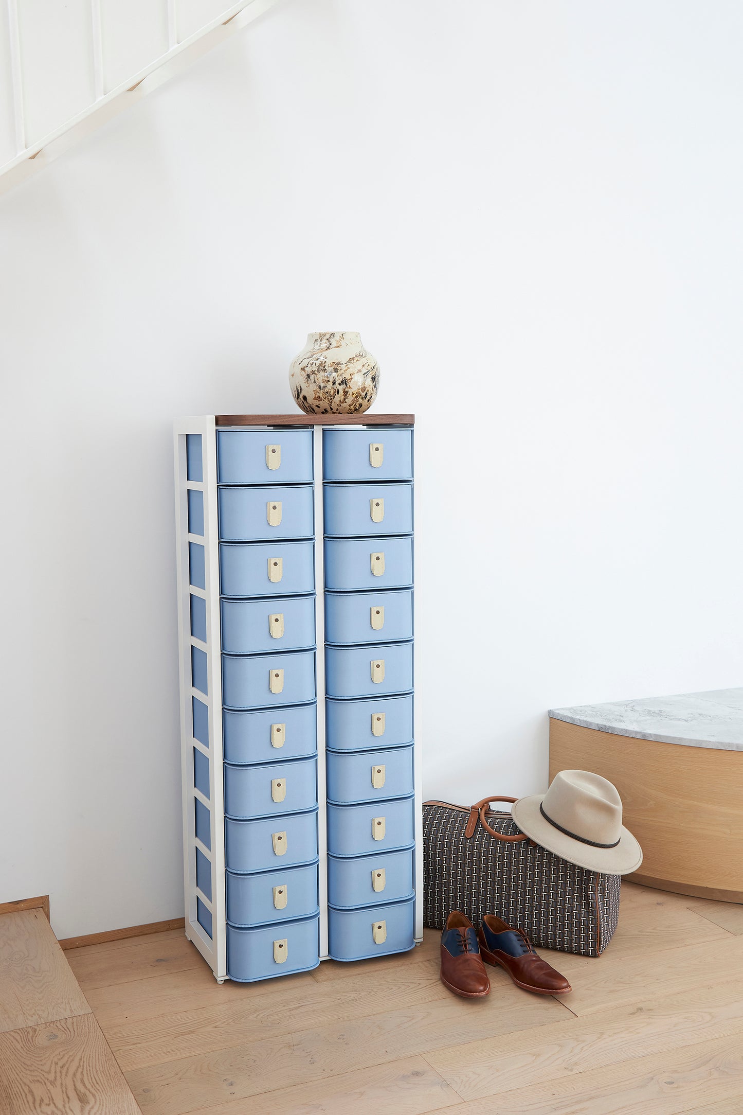 New York 20 Box Stand - Sky Blue